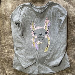 SO Girls Favorite Graphic Tee. Size 8 (M). Cute llama shirt. EUC 💕